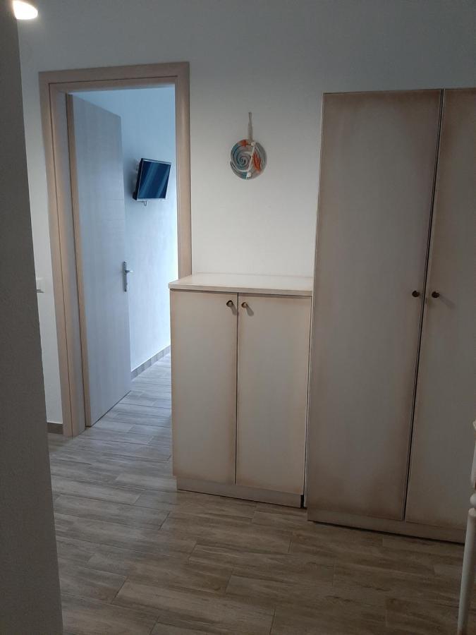 U Jacka Apartment Neoi Poroi Bagian luar foto
