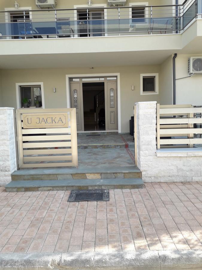 U Jacka Apartment Neoi Poroi Bagian luar foto